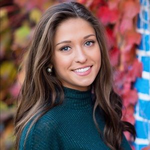 Meet your Posher, Maria